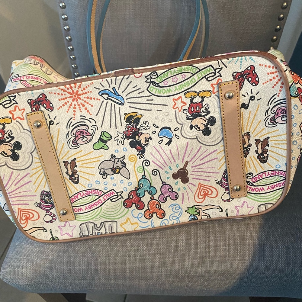 Disney sketch Dooney and Bourke large tote - Picture 6 of 9
